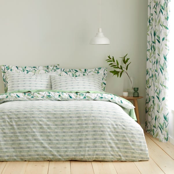 Luxury Export Quality 3 Pcs Bedsheet Green Leaf Cotton White
